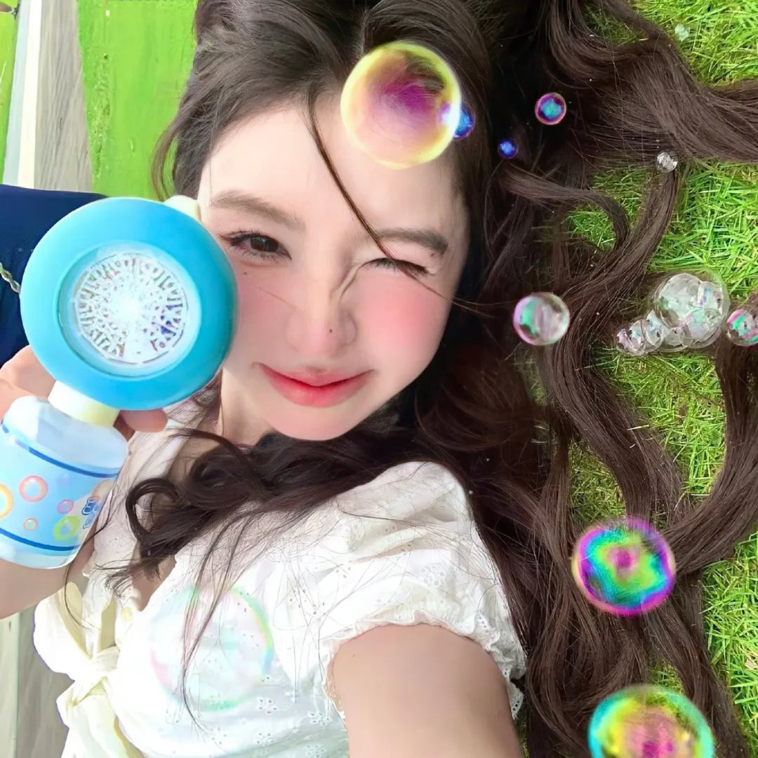 女摄青鬼游埠